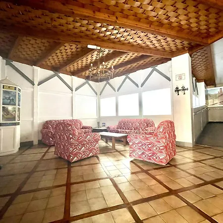 At Few Metres From The Beach, With Heated Pool And Beautiful View Puerto de la Cruz (Tenerife)