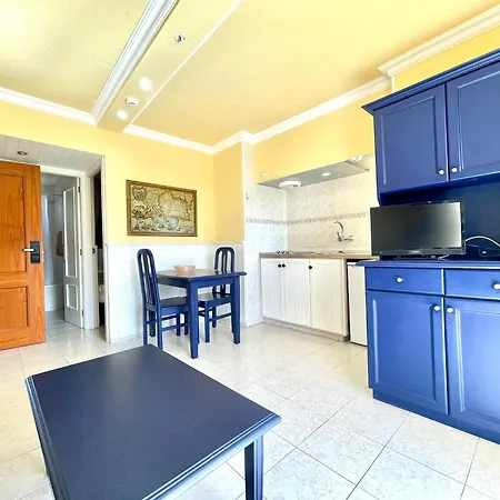 At Few Metres From The Beach, With Heated Pool And Beautiful View Puerto de la Cruz (Tenerife)