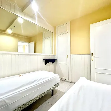 Appartement At Few Metres From The Beach, With Heated Pool And Beautiful View *
