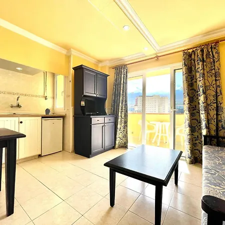 At Few Metres From The Beach, With Heated Pool And Beautiful View Appartement *