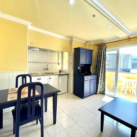 Appartement At Few Metres From The Beach, With Heated Pool And Beautiful View
